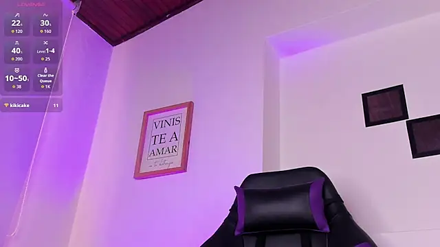  noa smithh  online show from 12-19-25, 08:16