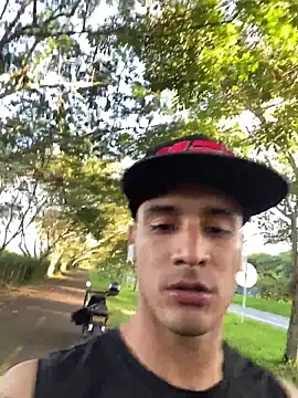 Snapshot of Maicol_xxxx chatting on 02-18-26, 10:17 Maicol xxxx online show from 02-18-26, 10:17