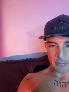 Snapshot of Maicol_xxxx chatting on 02-20-26, 06:26 Maicol xxxx online show from 02-20-26, 06:26