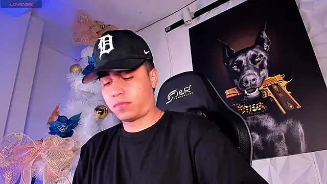 Snapshot of konaland chatting on 01-07-26, 10:07 konaland online show from 01-07-26, 10:07