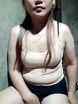 Snapshot of yula-bi chatting on 06-09-26, 01:34 yula-bi online show from 06-09-26, 01:34