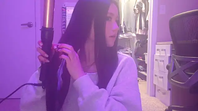 luvvivii online show from 02-07-26, 03:54