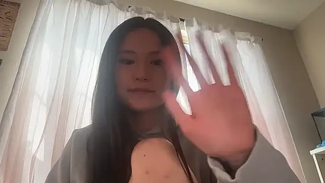 luvvivii online show from 04-15-26, 12:50