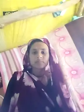 Snapshot of Cuty_priti chatting on 12-21-25, 03:46 Cuty priti online show from 12-21-25, 03:46