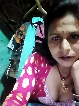 Snapshot of Cuty_priti chatting on 05-20-26, 06:25 Cuty priti online show from 05-20-26, 06:25