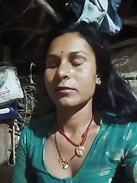 Snapshot of Cuty_priti chatting on 05-25-26, 07:42 Cuty priti online show from 05-25-26, 07:42