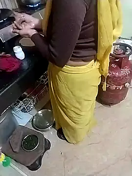 kaamuk madhu online show from 12-20-25, 03:57