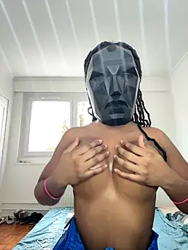 Snapshot of cassie_miller_velvet chatting on 12-19-25, 11:28 cassie miller velvet online show from 12-19-25, 11:28