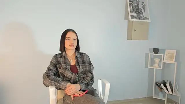 BrittnyRodney online show from 12-21-25, 07:37