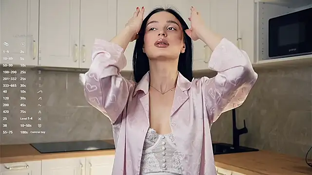 TyraEspina online show from 01-12-26, 09:09