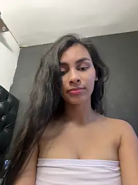 ManuelaEvans  online show from 03-10-26, 09:20