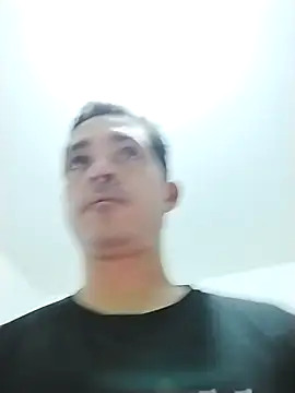 Lukas-thiago online show from 12-20-25, 08:49