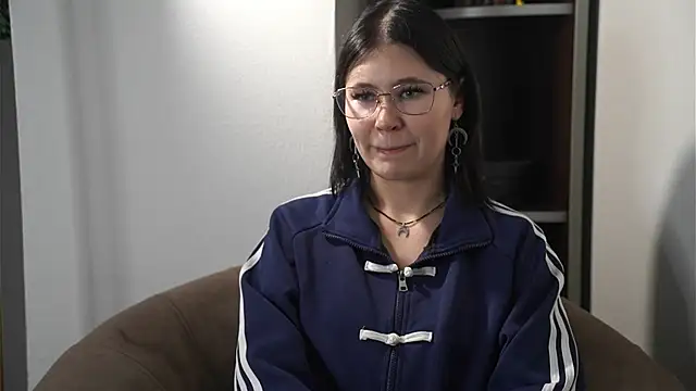 TienBobe online show from 12-21-25, 11:28