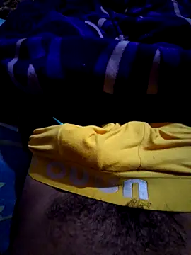 Snapshot of lechito22_R chatting on 12-21-25, 12:51 lechito22 R online show from 12-21-25, 12:51