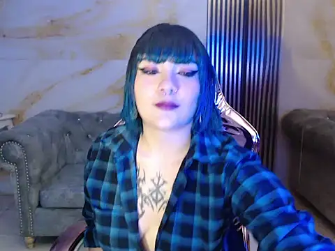 Snapshot of blue_navy_s chatting on 12-21-25, 08:38 blue navy s online show from 12-21-25, 08:38