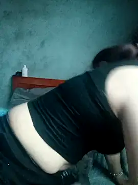 boiboi001 online show from 02-15-26, 05:04