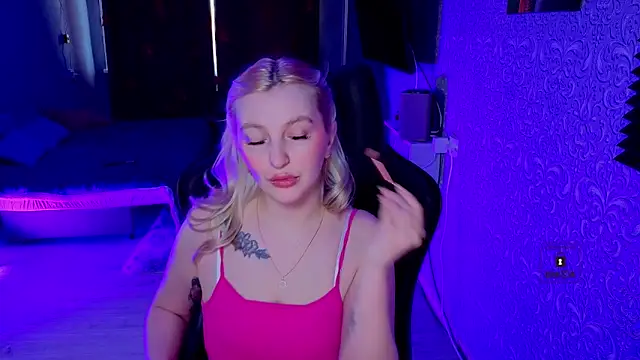 Eva Vibe  online show from 03-24-26, 05:34