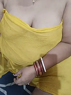 Snapshot of SexyKajal_758 chatting on 07-11-26, 06:32 SexyKajal 758 online show from 07-11-26, 06:32