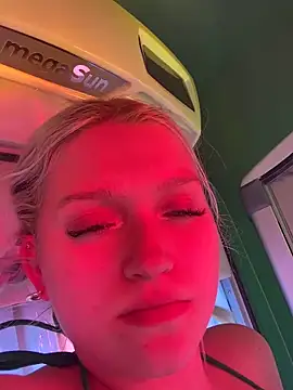 EmmiPemmi online show from 02-09-26, 04:22