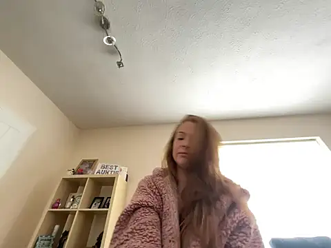 HollyHaze online show from 03-28-26, 10:48