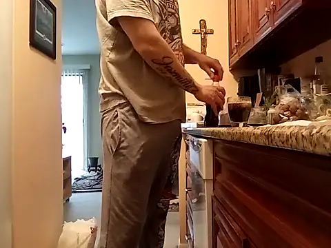 Snapshot of ViciouzzD chatting on 02-24-26, 08:18 ViciouzzD online show from 02-24-26, 08:18