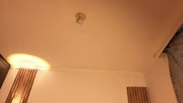 cute emmma online show from 04-17-26, 11:02