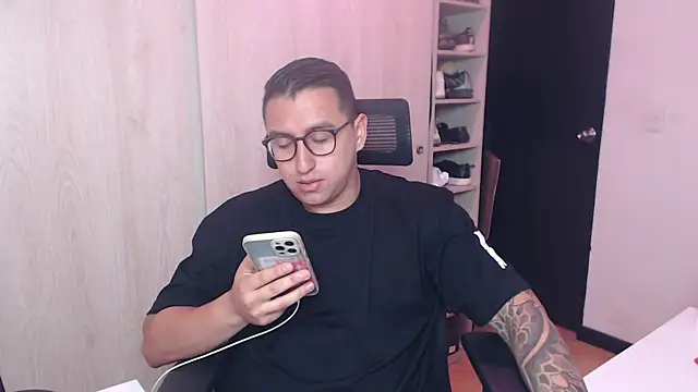 DanteVesper online show from 04-09-26, 01:27