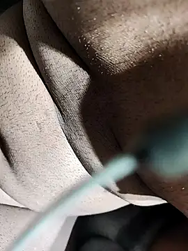 Snapshot of daddy_raj1208 chatting on 12-20-25, 06:15 daddy raj1208 online show from 12-20-25, 06:15