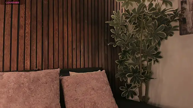 Lilith Sage  online show from 04-12-26, 02:33