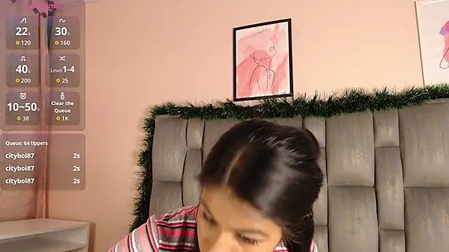 Snapshot of Aiillyn-6 chatting on 12-21-25, 12:07 Aiillyn-6 online show from 12-21-25, 12:07