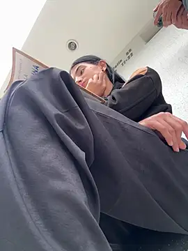 Ema Rose  online show from 02-01-26, 07:34