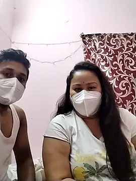 Snapshot of DesiSeductress chatting on 01-08-26, 07:16 DesiSeductress online show from 01-08-26, 07:16