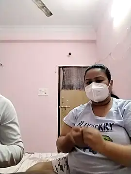 Snapshot of DesiSeductress chatting on 01-09-26, 03:26 DesiSeductress online show from 01-09-26, 03:26