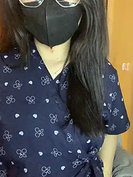 Sofiababy22 online show from 04-15-26, 03:52