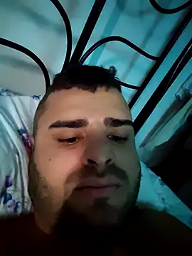 Snapshot of Ricardosafadocassdo chatting on 01-18-26, 01:15 Ricardosafadocassdo online show from 01-18-26, 01:15