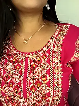 Deshi bhabhi143 online show from 04-09-26, 06:30