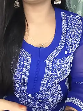 Snapshot of Deshi_bhabhi143 chatting on 07-08-26, 08:08 Deshi bhabhi143 online show from 07-08-26, 08:08