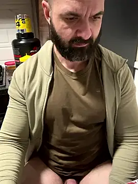 Snapshot of DamonSalvatore2 chatting on 01-09-26, 10:44 DamonSalvatore2 online show from 01-09-26, 10:44