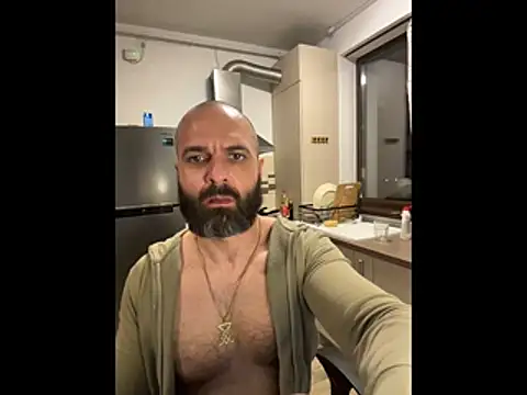 Snapshot of DamonSalvatore2 chatting on 04-10-26, 08:02 DamonSalvatore2 online show from 04-10-26, 08:02