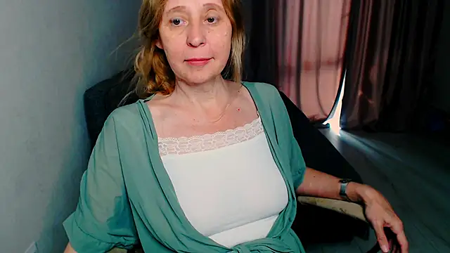 MiLenaMilf online show from 05-21-26, 05:36