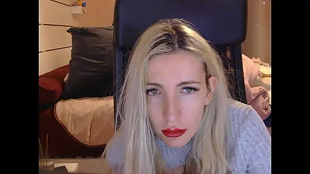 BarbieBlondieGirl online show from 01-16-26, 05:39