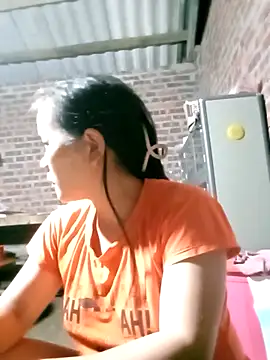 Snapshot of DIANAKUTE chatting on 03-02-26, 11:11 DIANAKUTE online show from 03-02-26, 11:11