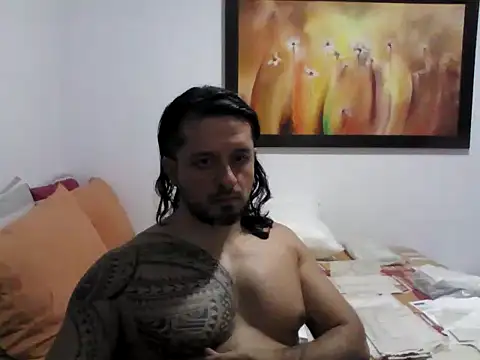 Snapshot of gonzzohunterr chatting on 04-16-26, 04:02 gonzzohunterr online show from 04-16-26, 04:02