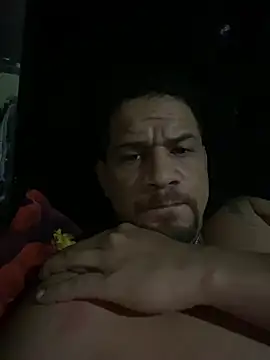 Snapshot of Dominicanobb chatting on 02-12-26, 05:46 Dominicanobb online show from 02-12-26, 05:46