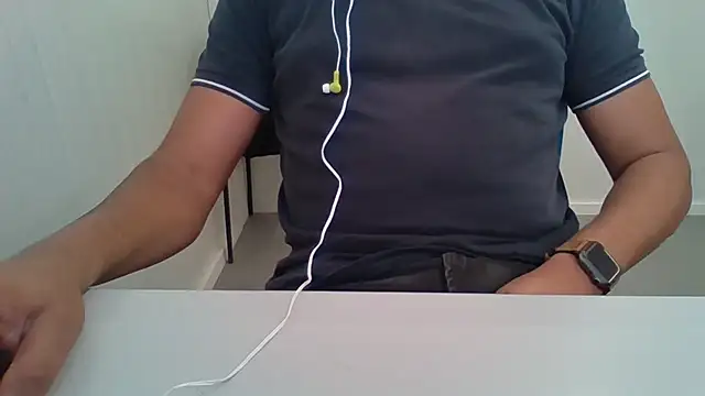 Snapshot of Moreno_Casado_Safado chatting on 07-13-26, 03:04 Moreno Casado Safado online show from 07-13-26, 03:04