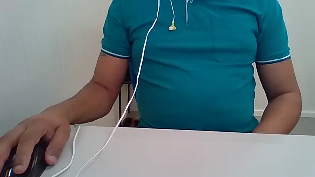 Snapshot of Moreno_Casado_Safado chatting on 07-21-26, 12:18 Moreno Casado Safado online show from 07-21-26, 12:18
