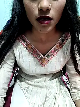 Yours-Zeenat online show from 01-16-26, 11:36