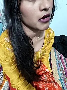 Snapshot of Yours-Zeenat chatting on 03-05-26, 08:16 Yours-Zeenat online show from 03-05-26, 08:16