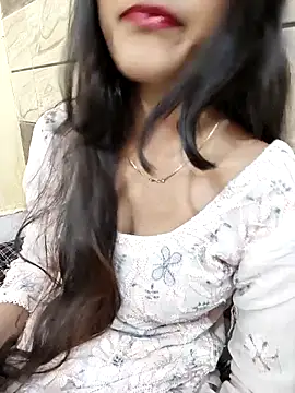 Snapshot of Yours-Zeenat chatting on 04-13-26, 09:48 Yours-Zeenat online show from 04-13-26, 09:48