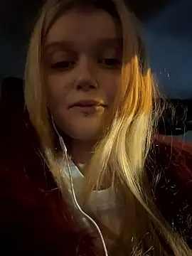 Snapshot of ann_ewu chatting on 01-08-26, 02:41 ann ewu online show from 01-08-26, 02:41